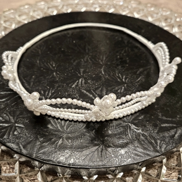 NWOT Bridal Tiara - Picture 1 of 7